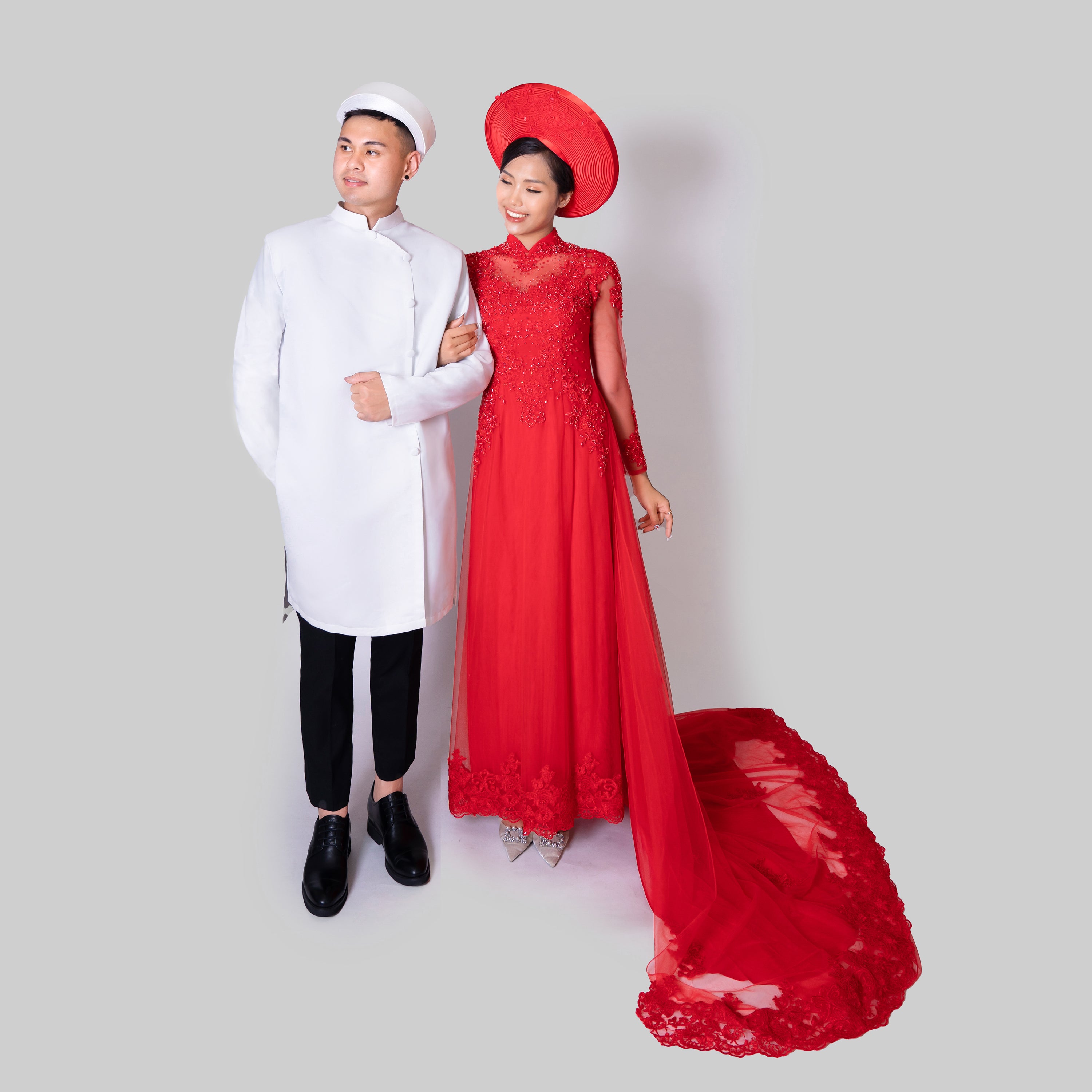 Red & White Wedding Couple Vietnamese Ao Dai ST70